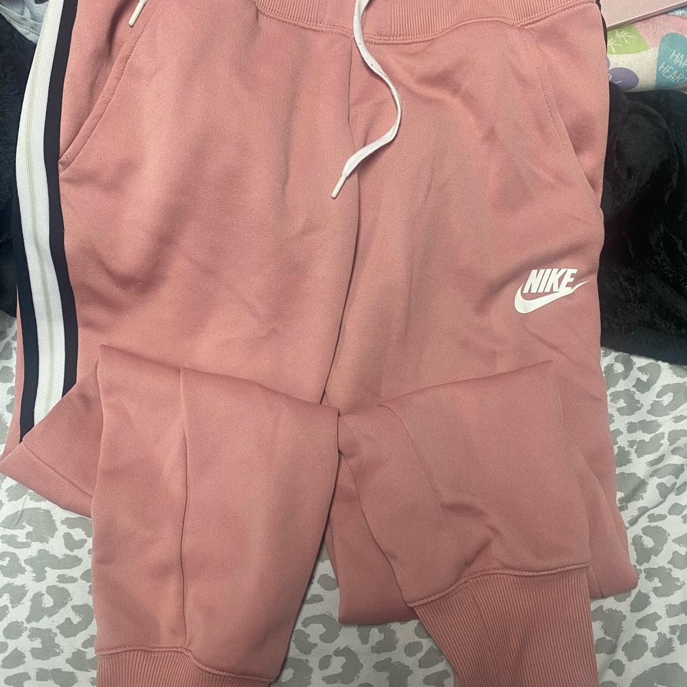 Nike joggers